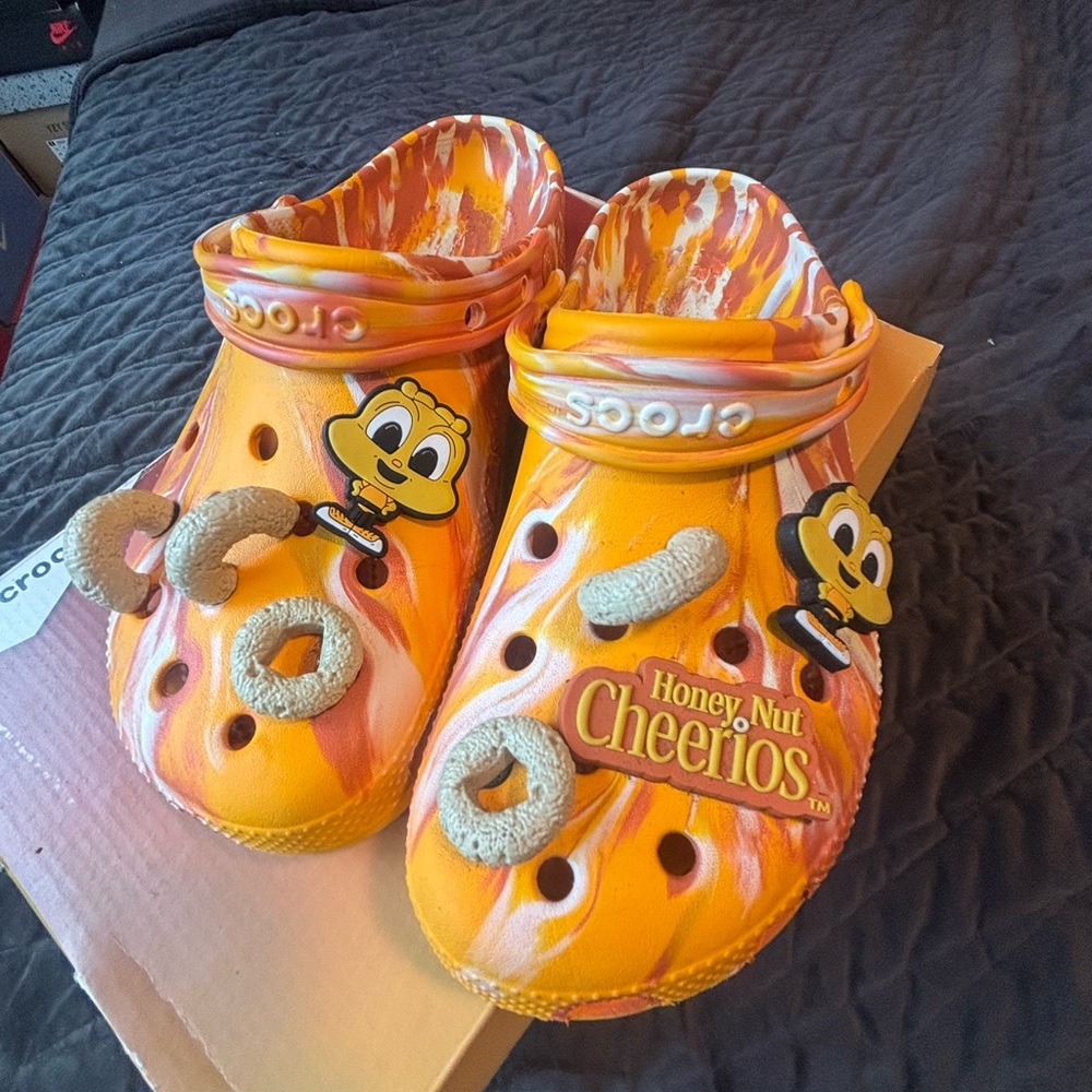 CROCS Honey Nut Cheerios Themed Clogs - Vibrant Orange 10.5